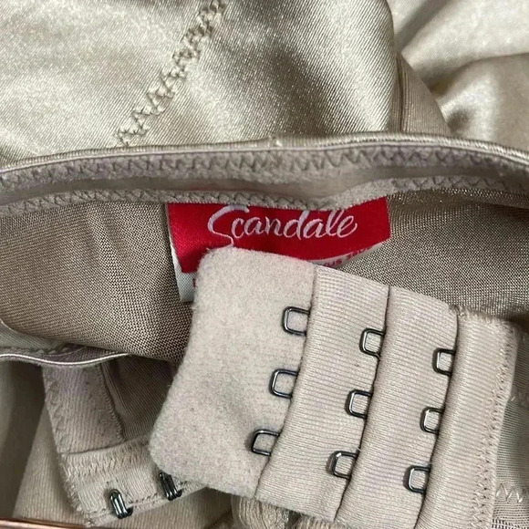 Scandal Body Shaping Shape wear - Picture 10 of 10